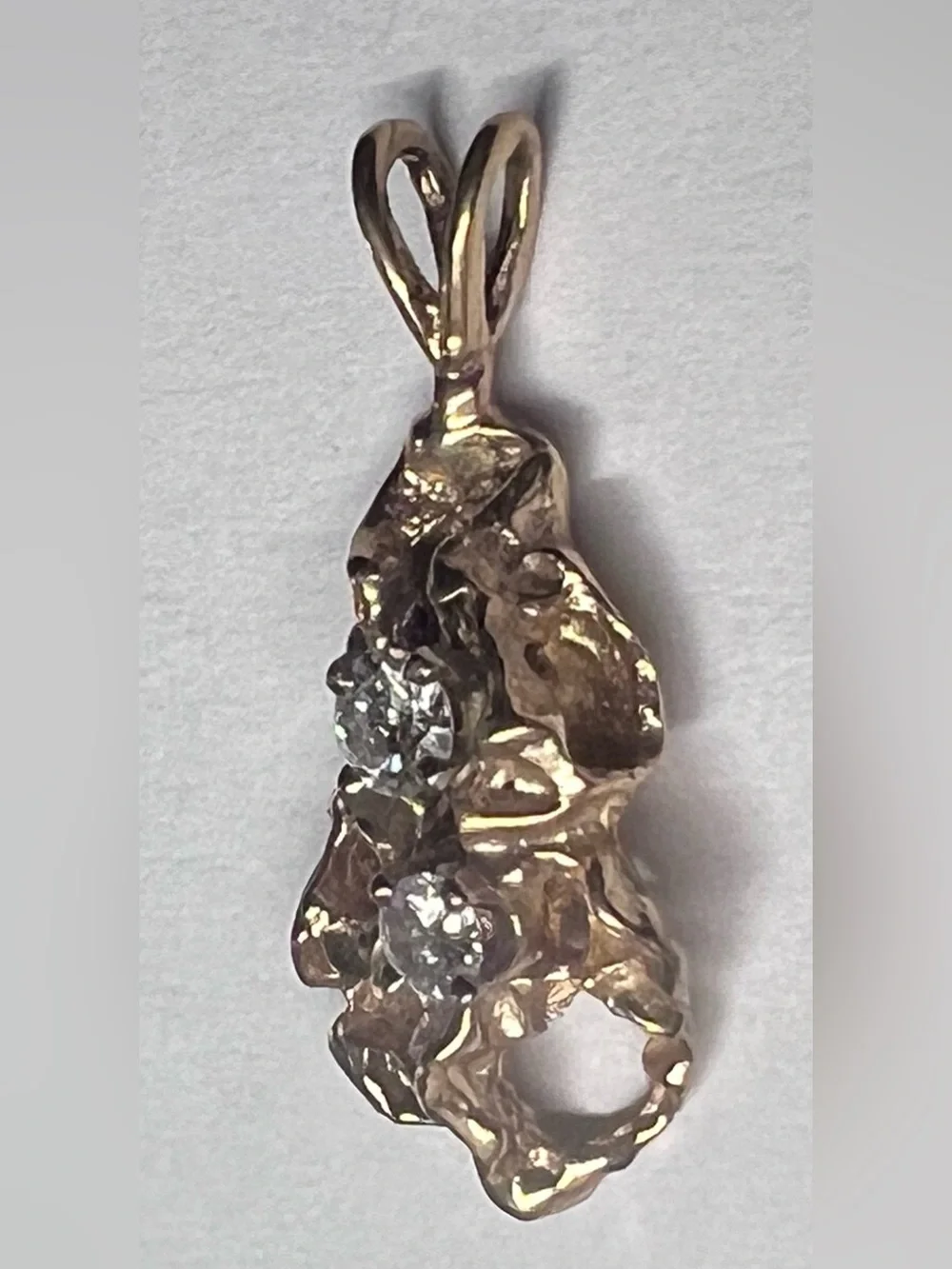 14K charm 2.7g diamond duo yellow gold Nugget pendant late 70s vintage authentic